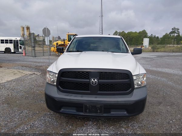 2018 RAM 1500 TRADESMAN  4X2 5'7 BOX