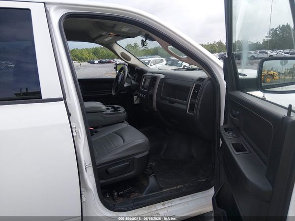 2018 RAM 1500 TRADESMAN  4X2 5'7 BOX