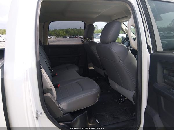 2018 RAM 1500 TRADESMAN  4X2 5'7 BOX