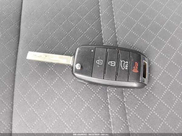 2020 KIA SORENTO 2.4L LX