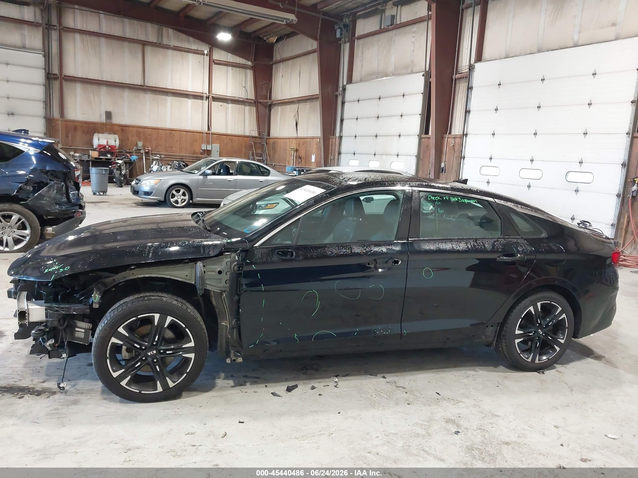 2021 KIA K5 GT-LINE