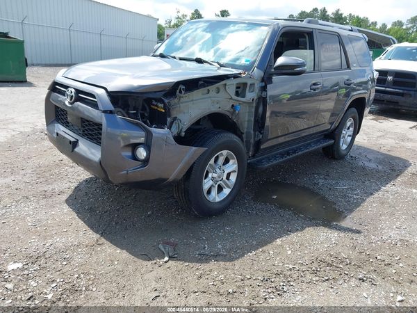 2020 TOYOTA 4RUNNER SR5 PREMIUM