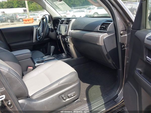 2020 TOYOTA 4RUNNER SR5 PREMIUM