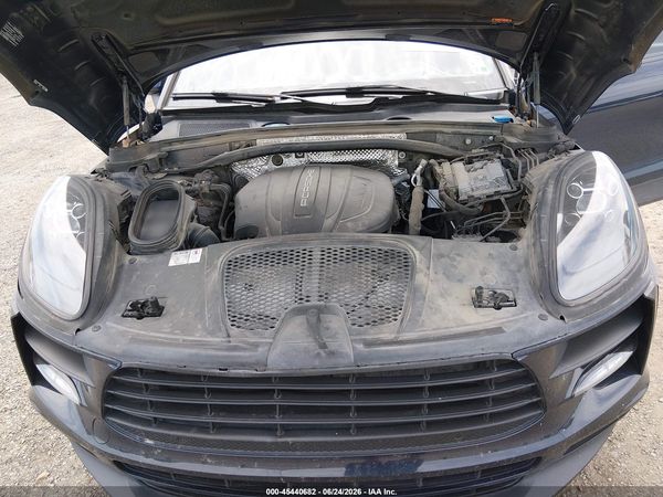2019 PORSCHE MACAN
