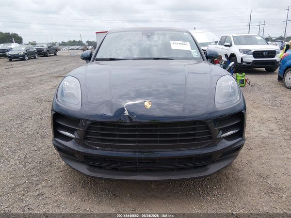 2019 PORSCHE MACAN