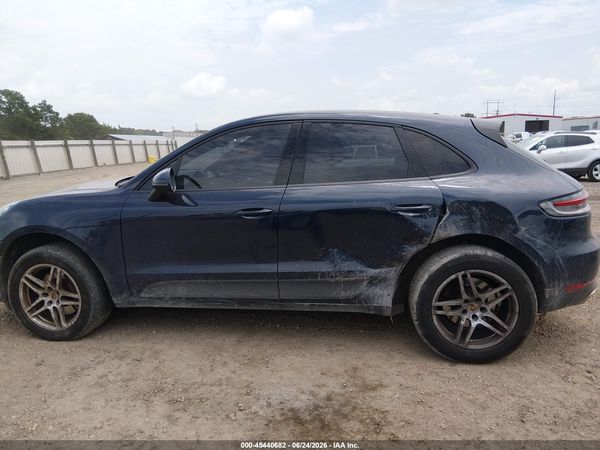 2019 PORSCHE MACAN