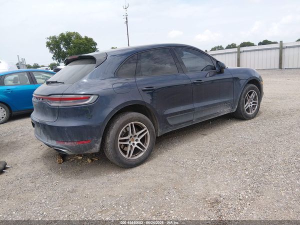 2019 PORSCHE MACAN