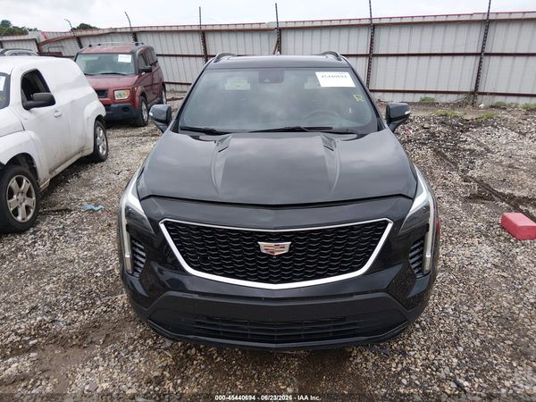 2019 CADILLAC XT4 AWD SPORT