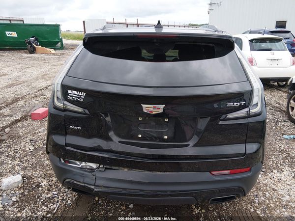 2019 CADILLAC XT4 AWD SPORT