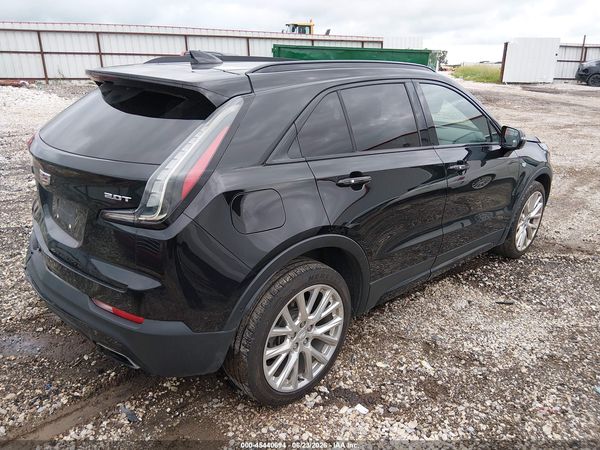 2019 CADILLAC XT4 AWD SPORT