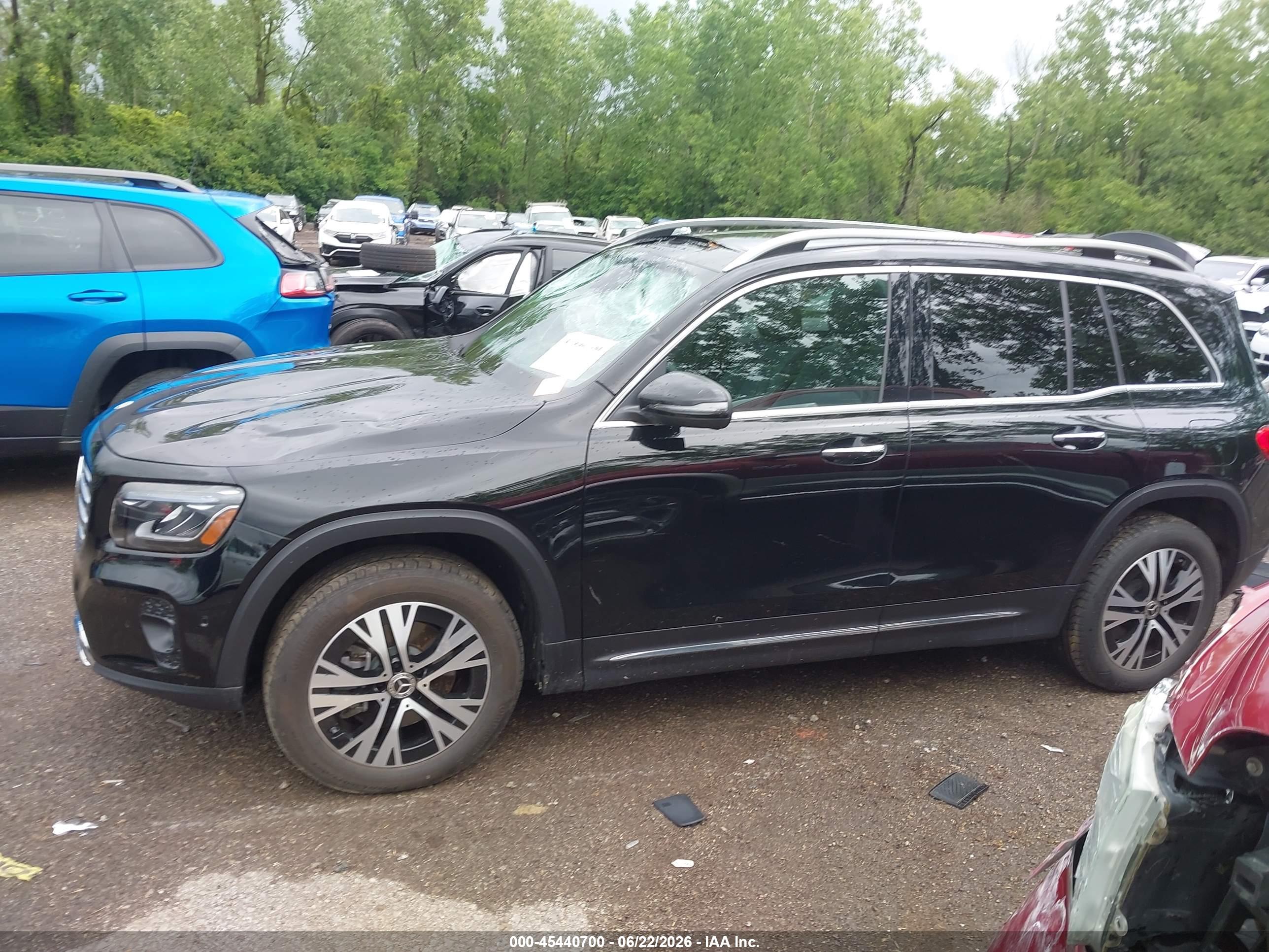 2024 MERCEDES-BENZ GLB 250 4MATIC