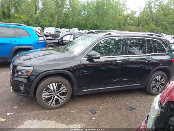 2024 MERCEDES-BENZ GLB 250 4MATIC