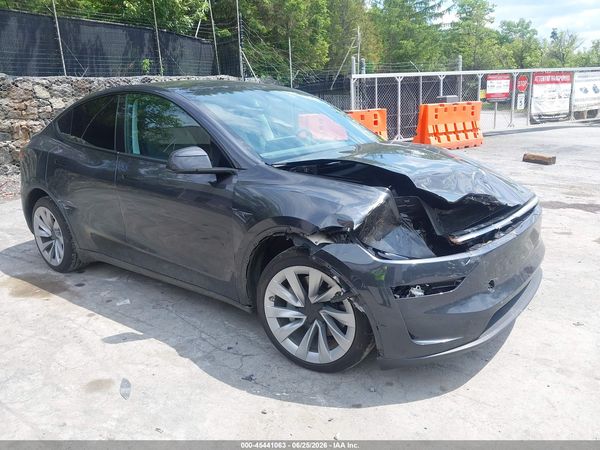2026 TESLA MODEL Y