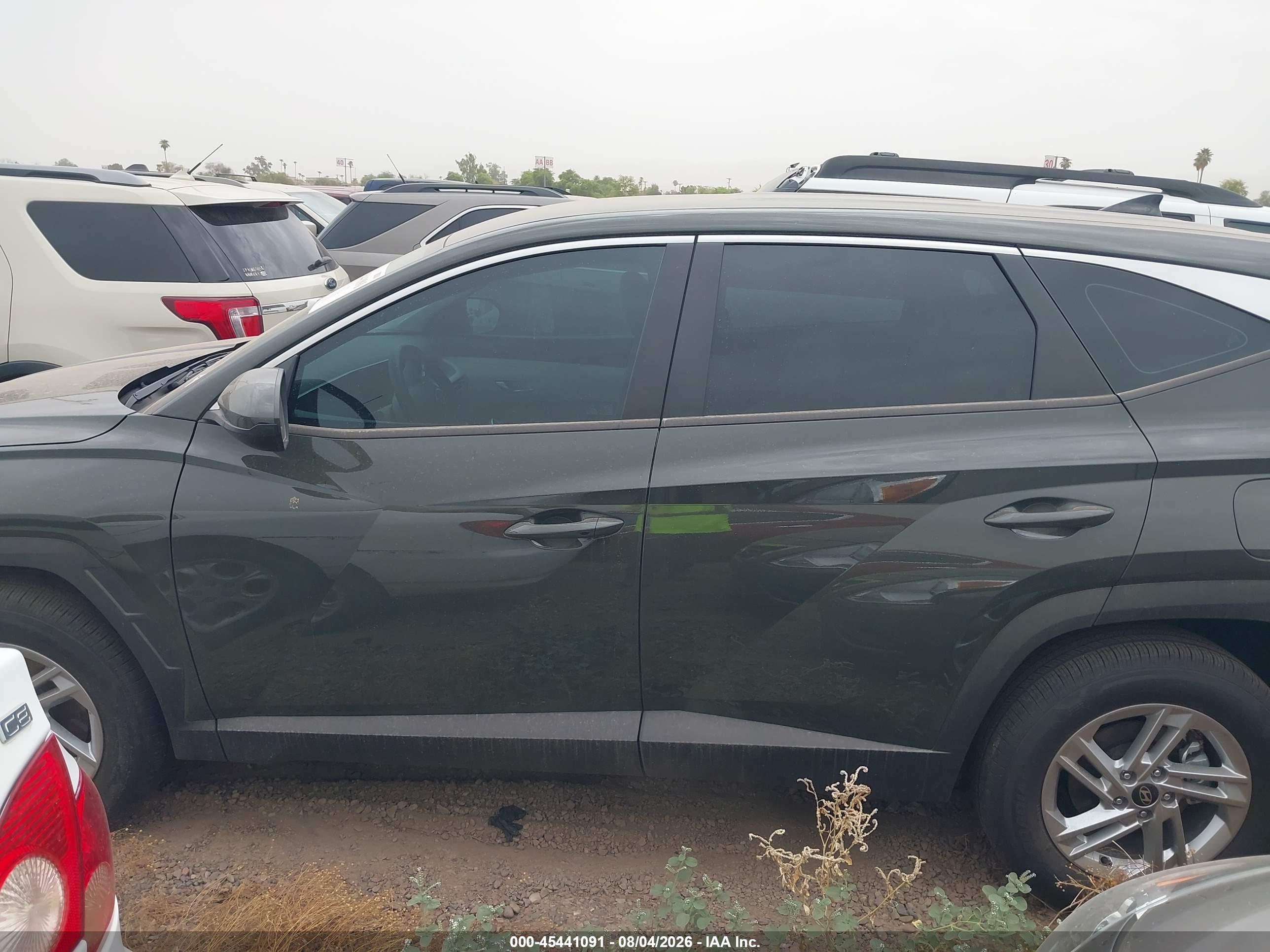 2026 HYUNDAI TUCSON SE