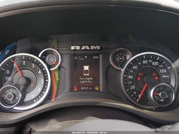 2021 RAM 1500 BIG HORN  4X4 6'4 BOX