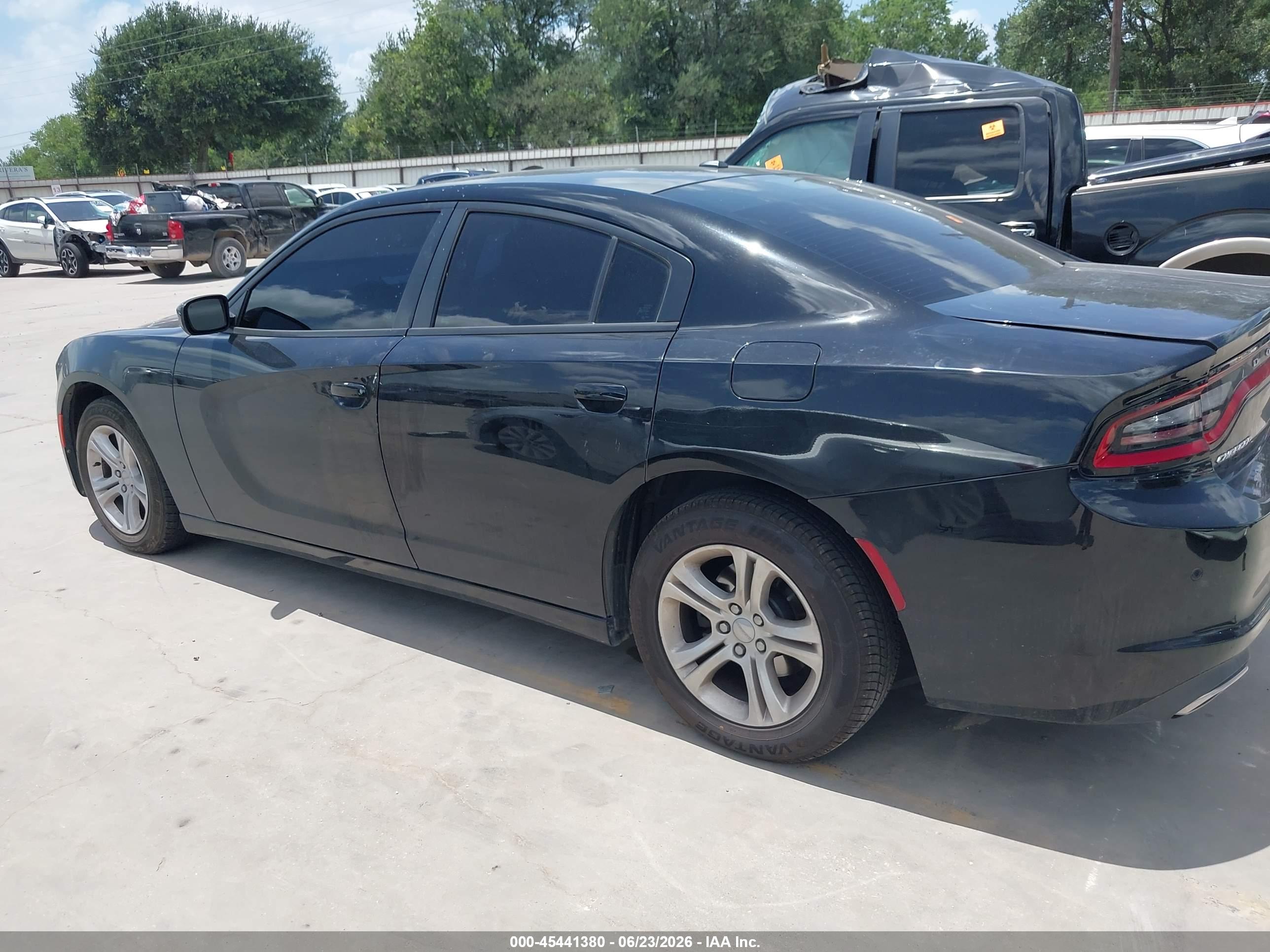 2020 DODGE CHARGER SXT RWD