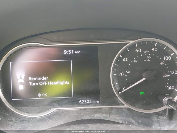 2019 NISSAN KICKS SR — I118