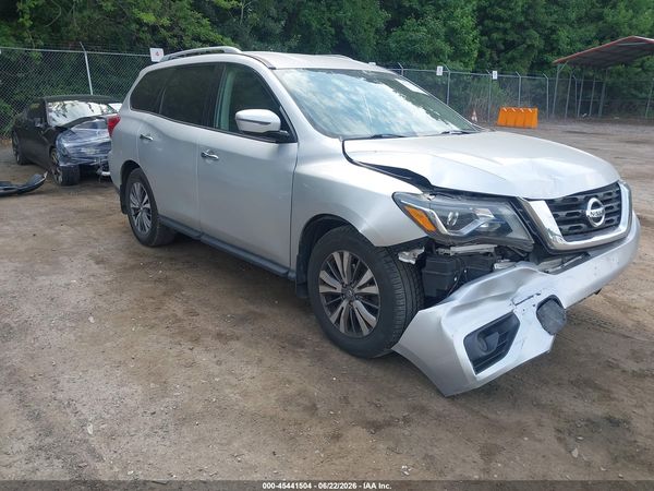 2018 NISSAN PATHFINDER S — I1