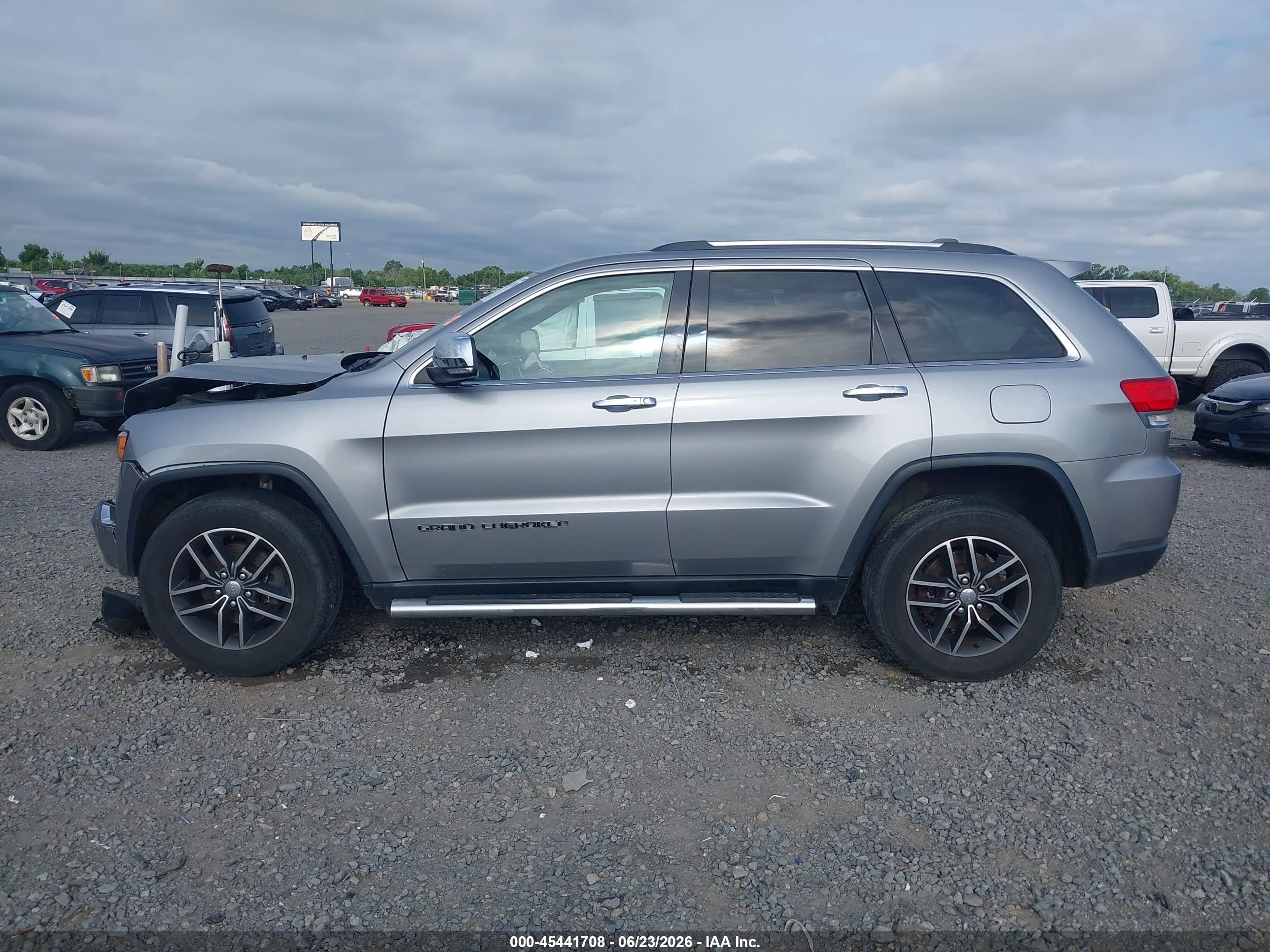 2017 JEEP GRAND CHEROKEE LIMITED 4X4