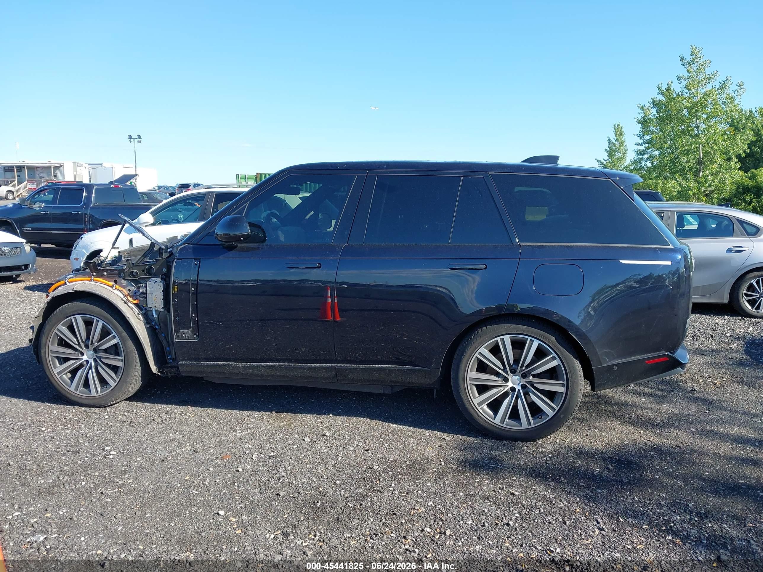 2025 LAND ROVER RANGE ROVER P550E AUTOBIOGRAPHY