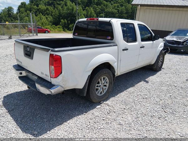 2019 NISSAN FRONTIER SV