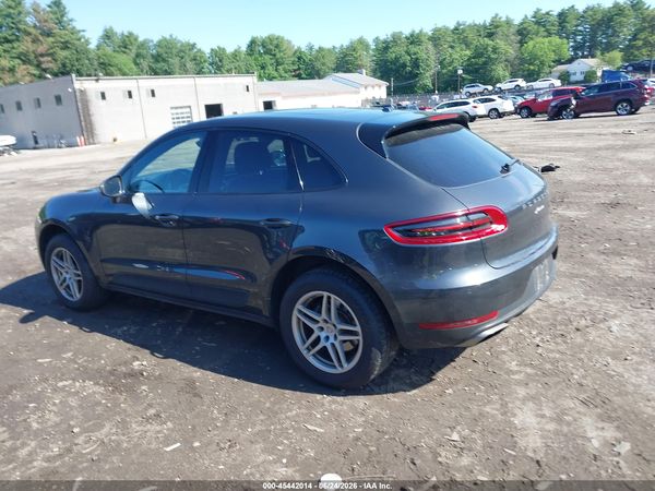 2018 PORSCHE MACAN