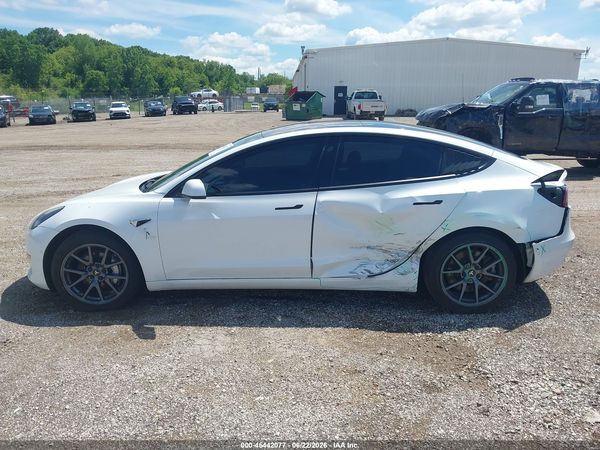 2018 TESLA MODEL 3 LONG RANGE/PERFORMANCE