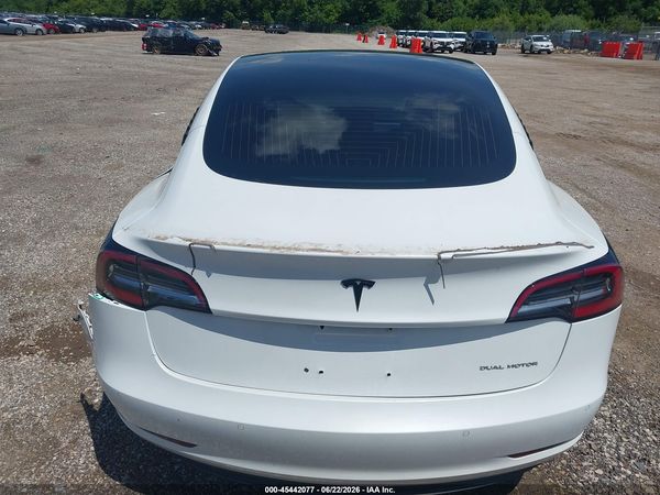 2018 TESLA MODEL 3 LONG RANGE/PERFORMANCE