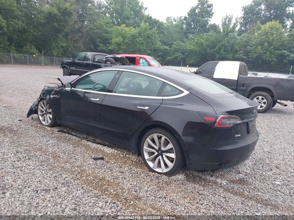 2018 TESLA MODEL 3 LONG RANGE/PERFORMANCE