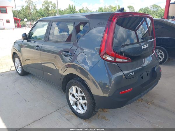 2022 KIA SOUL LX