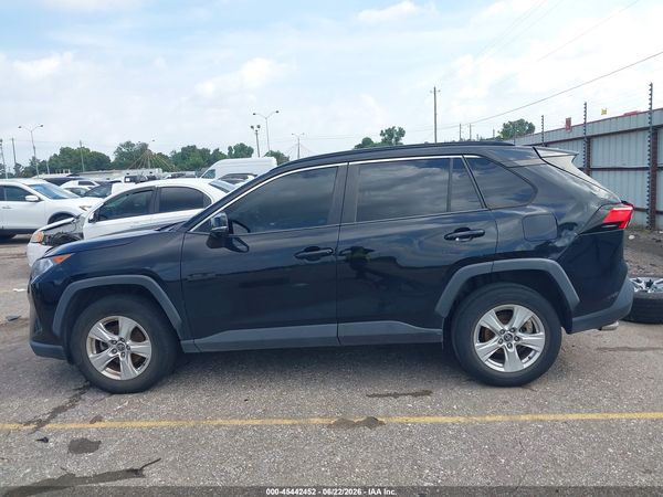 2020 TOYOTA RAV4 XLE/XLE PREMIUM