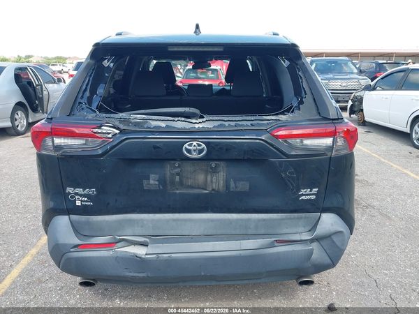 2020 TOYOTA RAV4 XLE/XLE PREMIUM