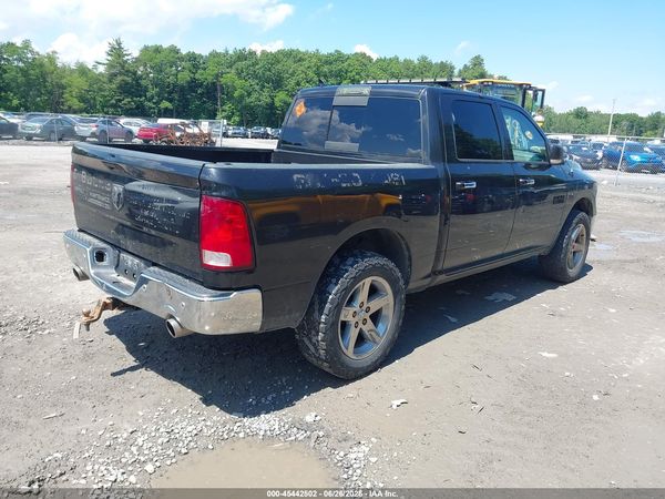2017 RAM 1500 BIG HORN  4X2 5'7 BOX