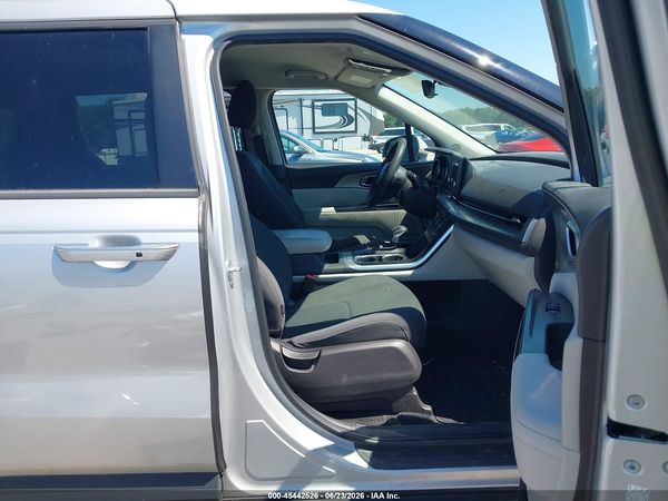 2022 KIA CARNIVAL MPV LX
