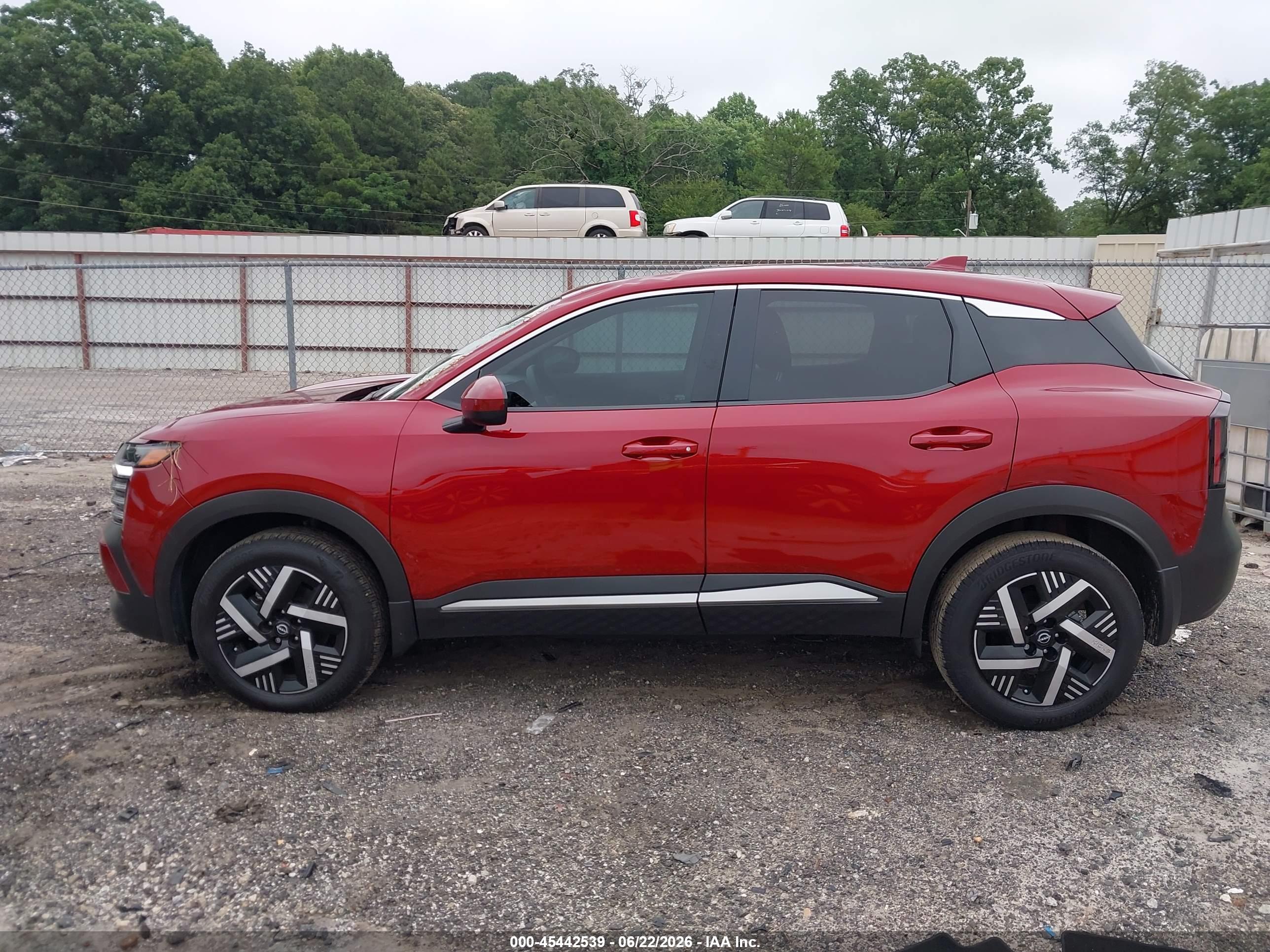 2025 NISSAN KICKS SV FWD