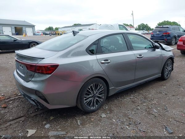 2024 KIA FORTE GT-LINE