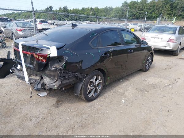 2021 KIA FORTE LXS