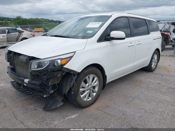 2017 KIA SEDONA LX