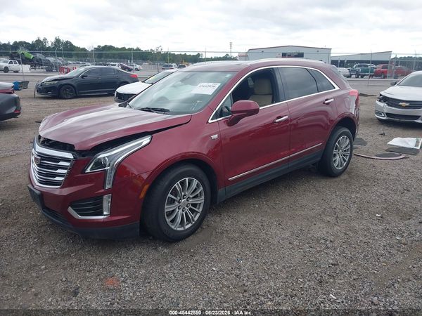 2017 CADILLAC XT5 LUXURY