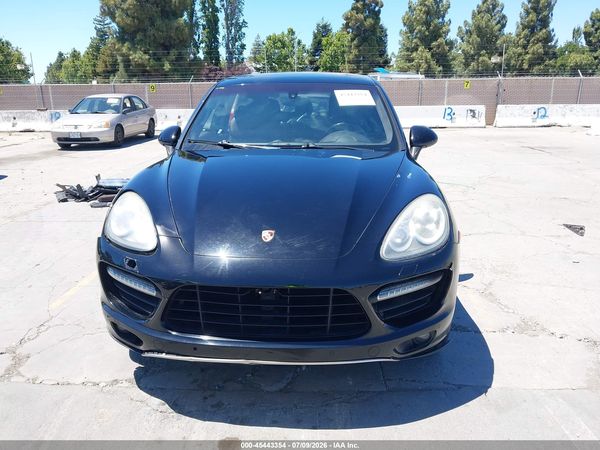 2011 PORSCHE CAYENNE TURBO
