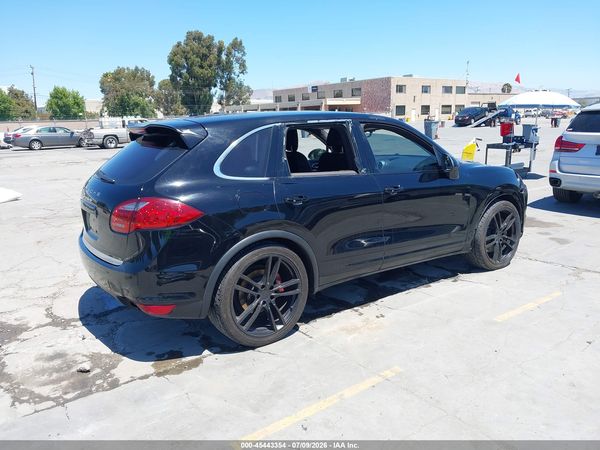 2011 PORSCHE CAYENNE TURBO
