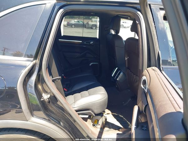2011 PORSCHE CAYENNE TURBO