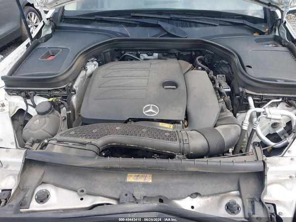 2022 MERCEDES-BENZ GLC 300 SUV