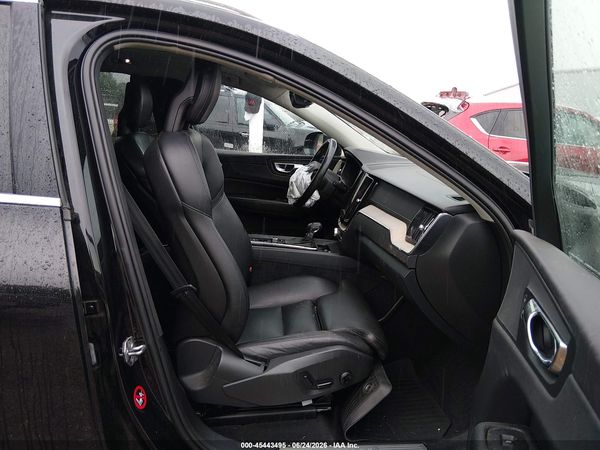 2018 VOLVO XC60 T5 INSCRIPTION