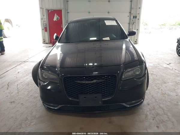 2016 CHRYSLER 300 300S