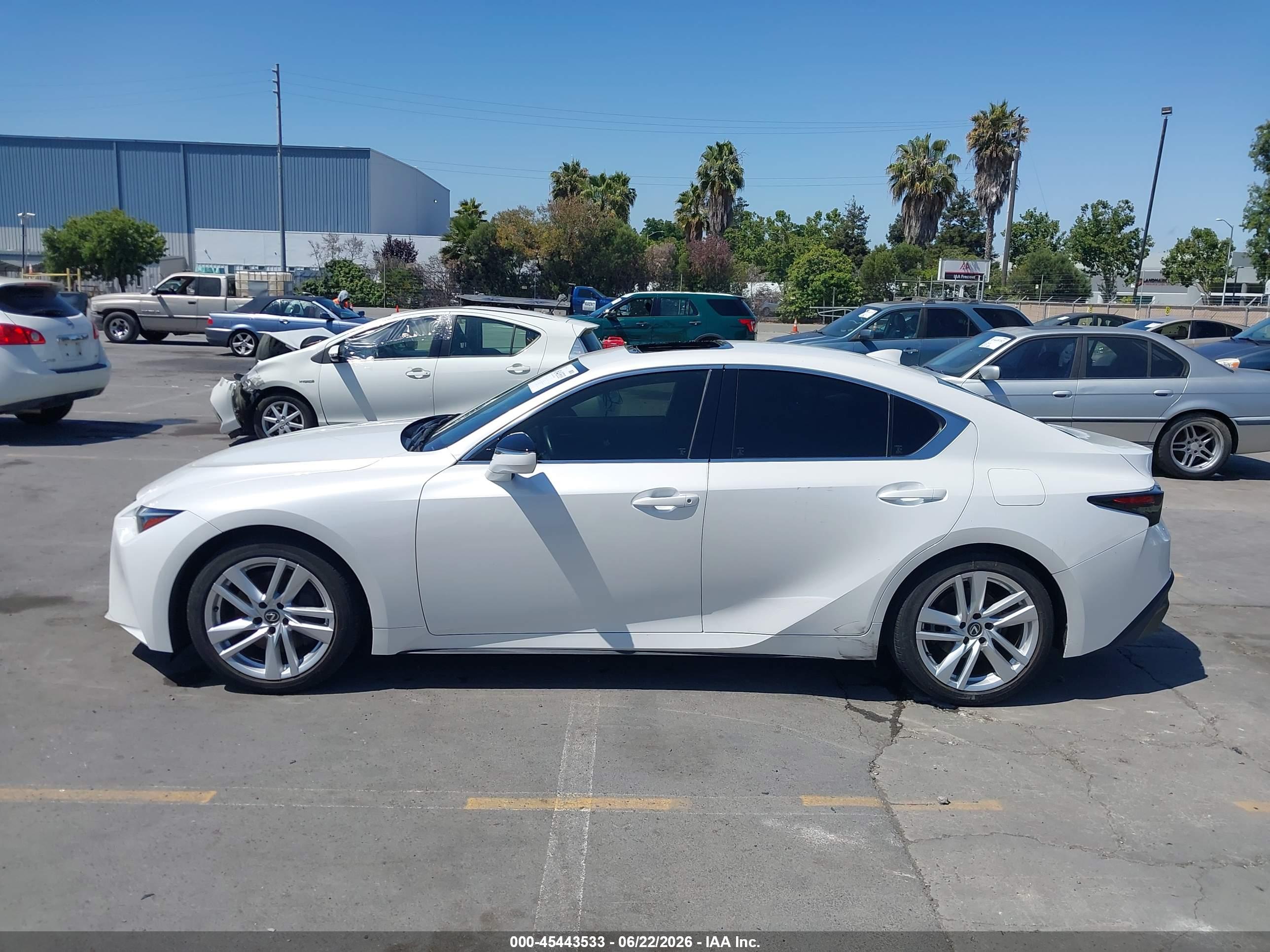 2023 LEXUS IS 300 300 Comfort