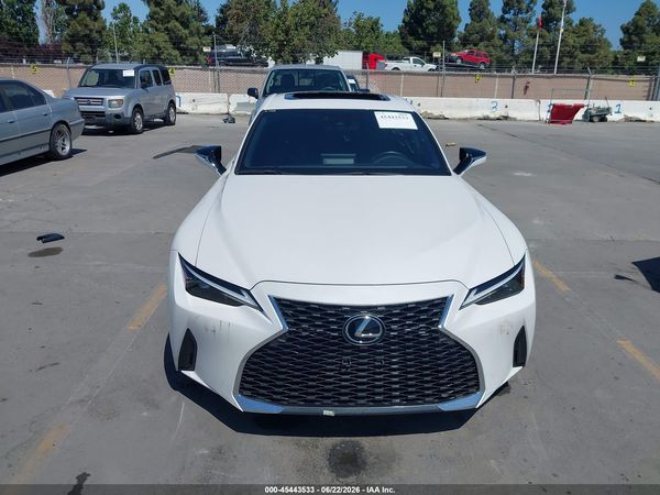 2023 LEXUS IS 300 300 Comfort