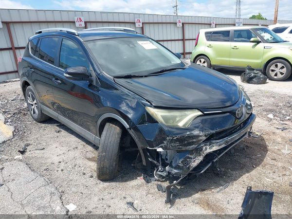 2017 TOYOTA RAV4 XLE