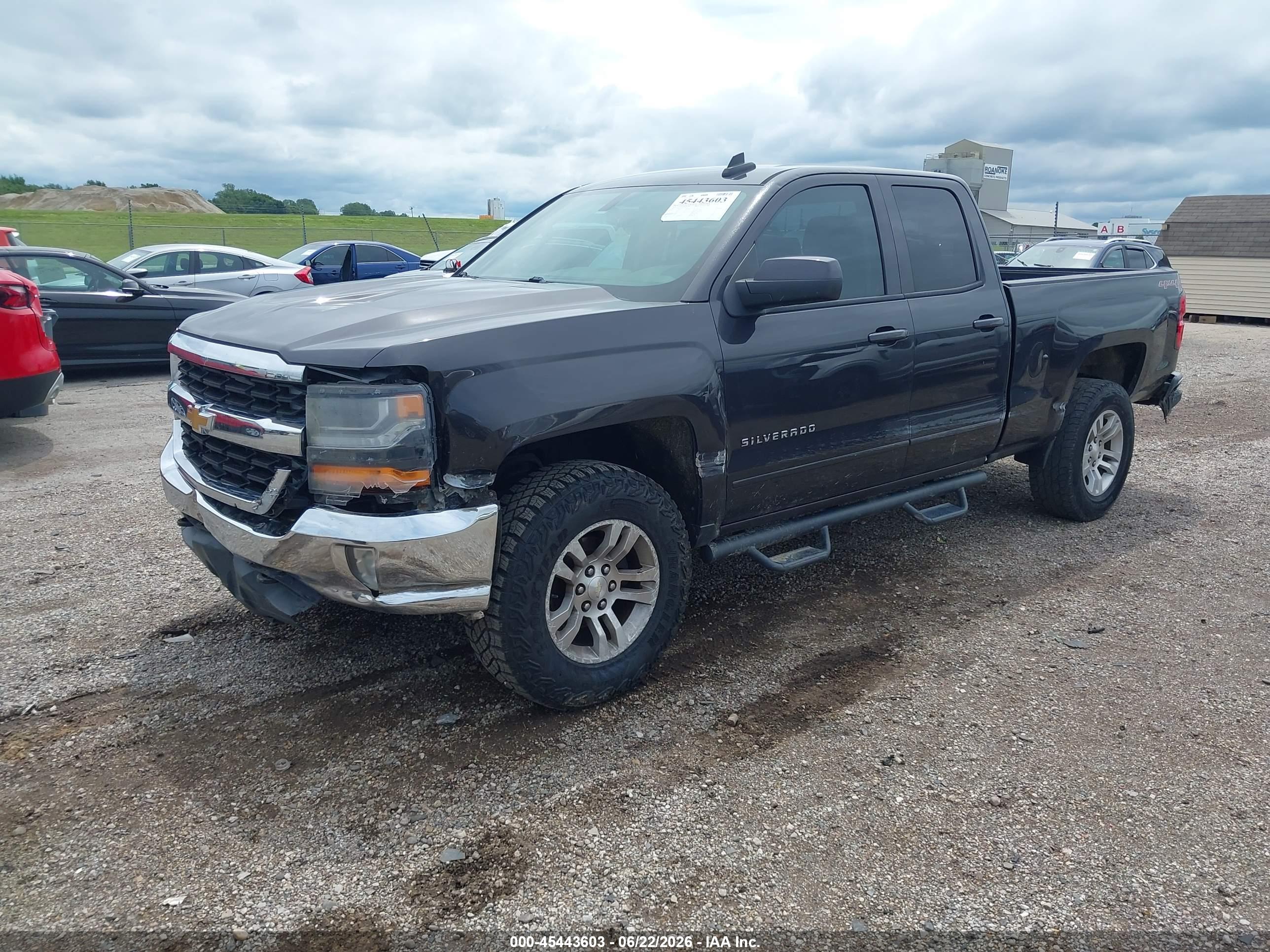 2016 CHEVROLET SILVERADO 1500 LT — I2