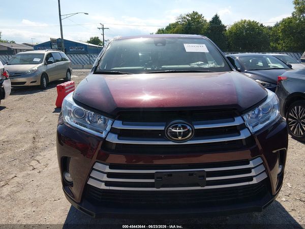 2019 TOYOTA HIGHLANDER XLE